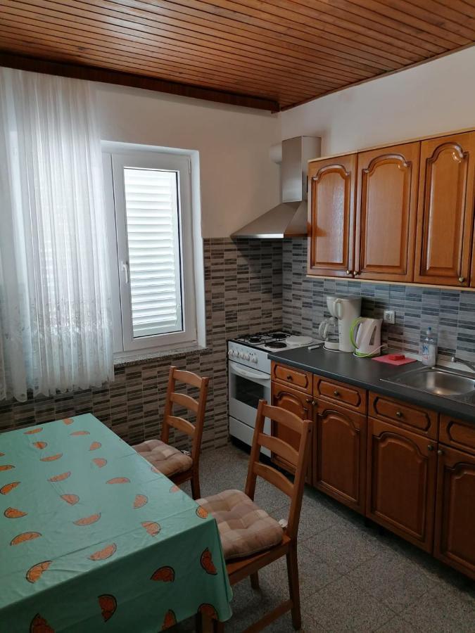The Peaceful Vacation Apartment Metajna Exterior photo